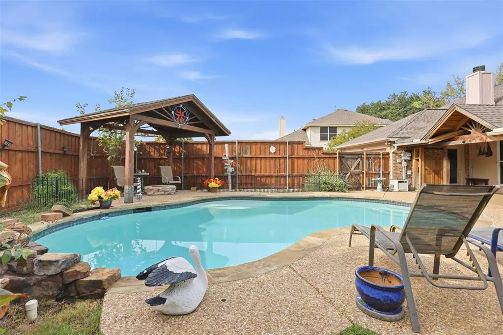 7605 Brookview Drive