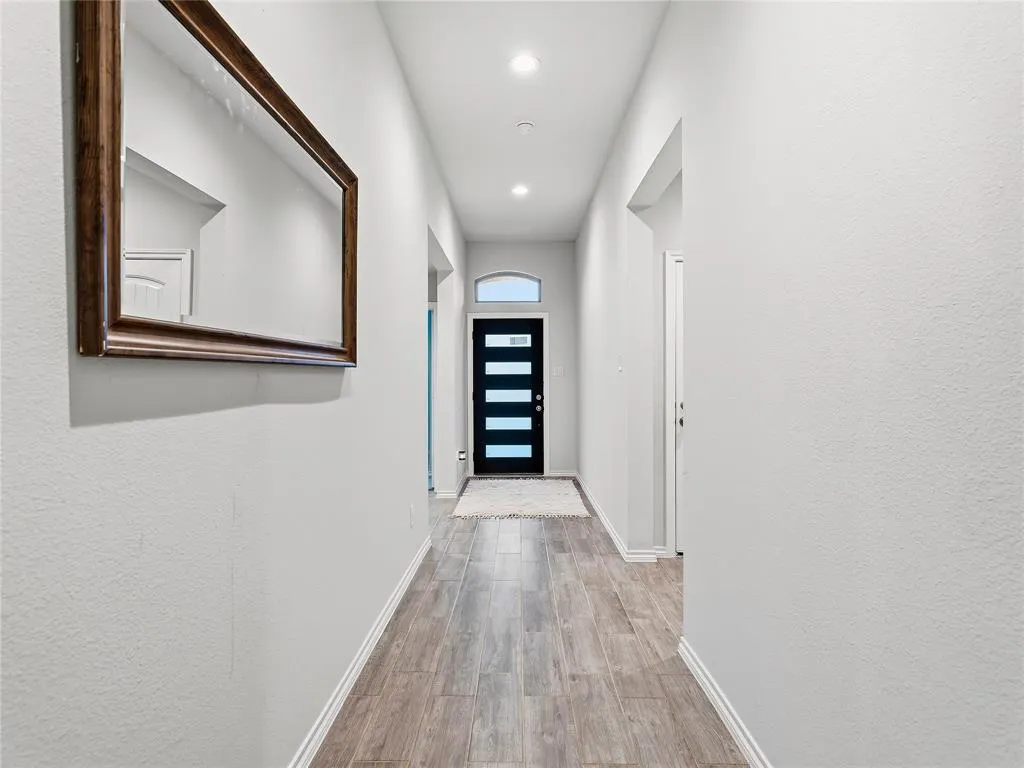 635 Frio Lane