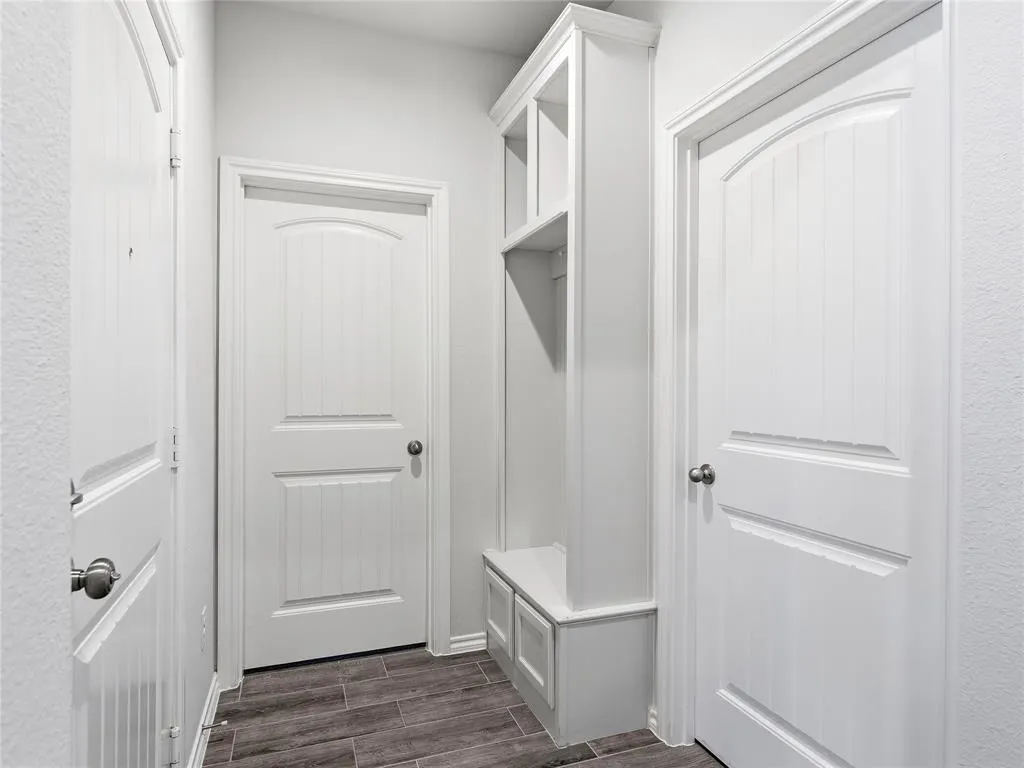 635 Frio Lane