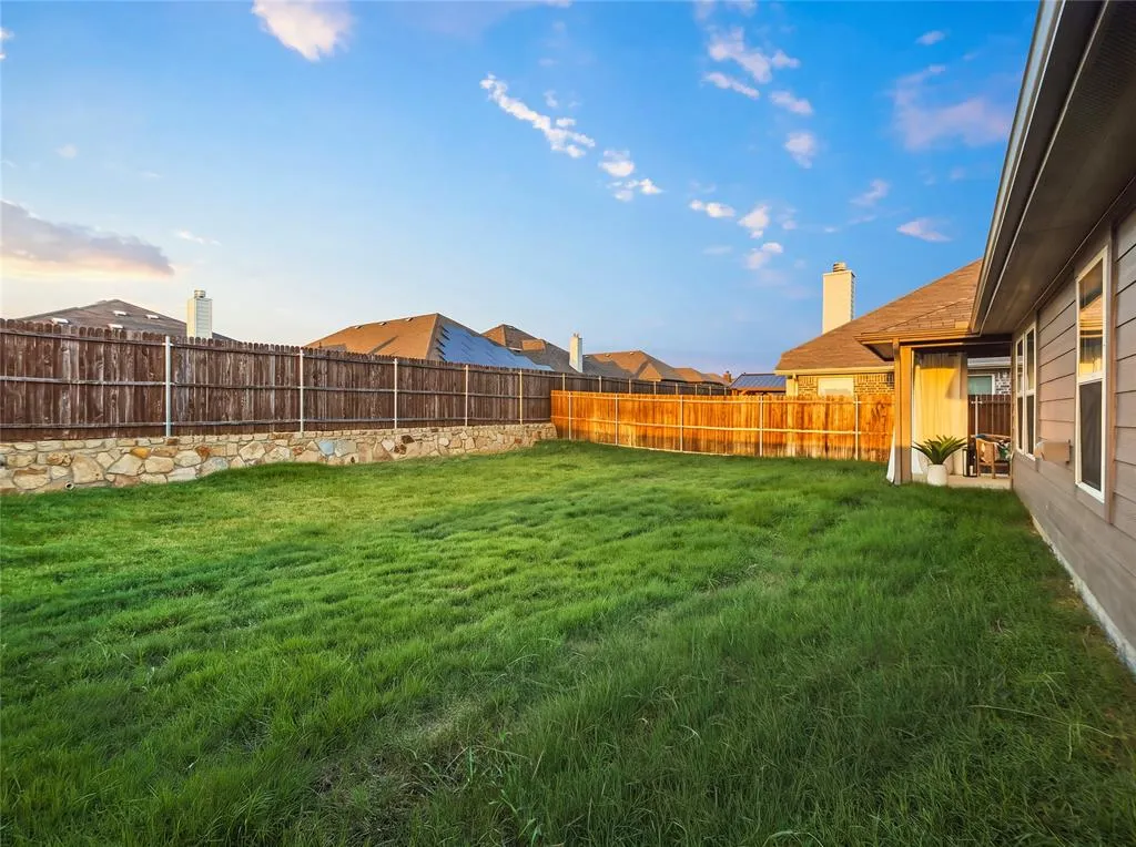 635 Frio Lane