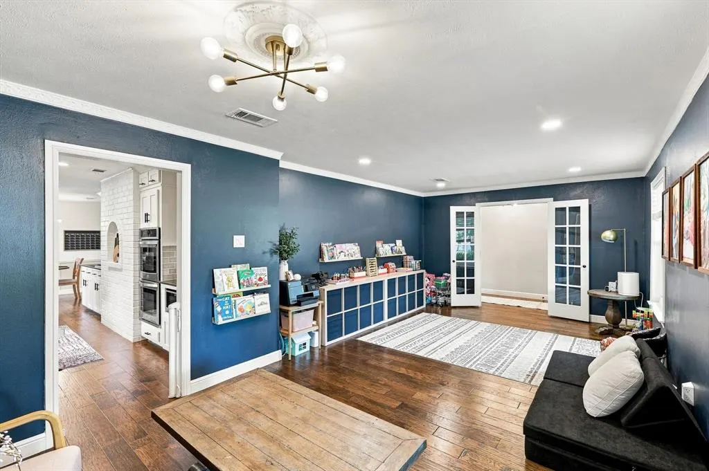 308 Canyon Valley Drive