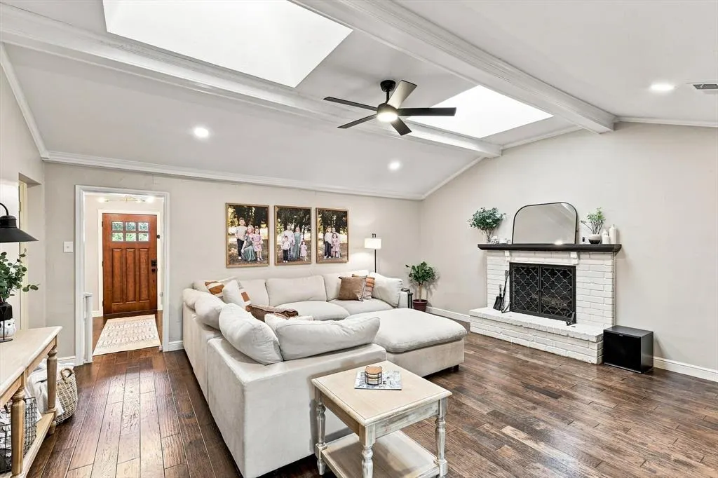 308 Canyon Valley Drive