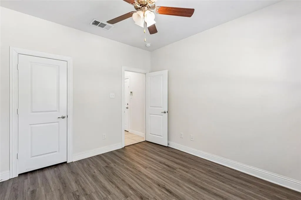 3808 Kendall Road