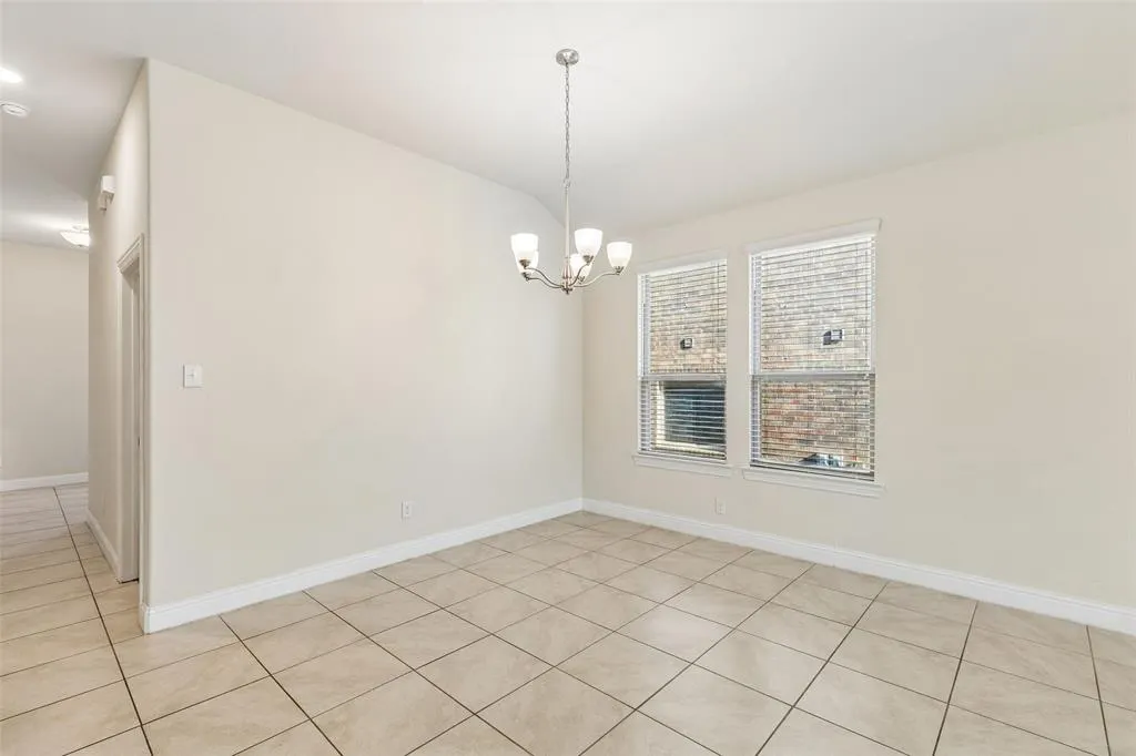 3808 Kendall Road