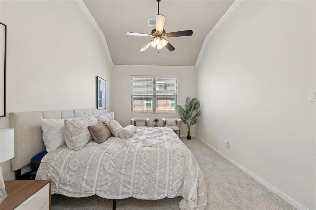 643 Matthew Place
