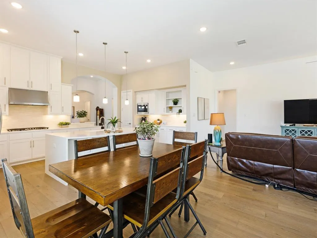 3721 Maxdale Drive