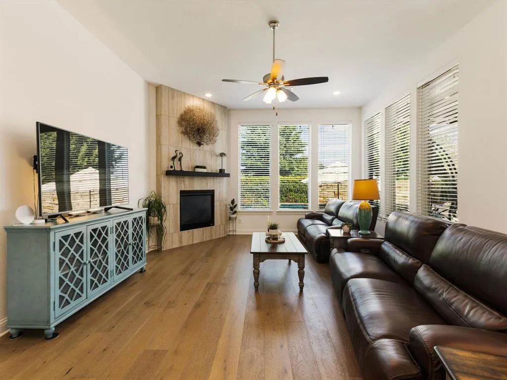 3721 Maxdale Drive