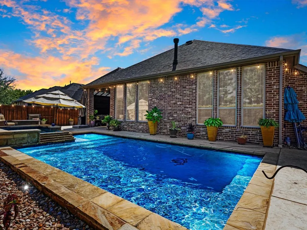 3721 Maxdale Drive