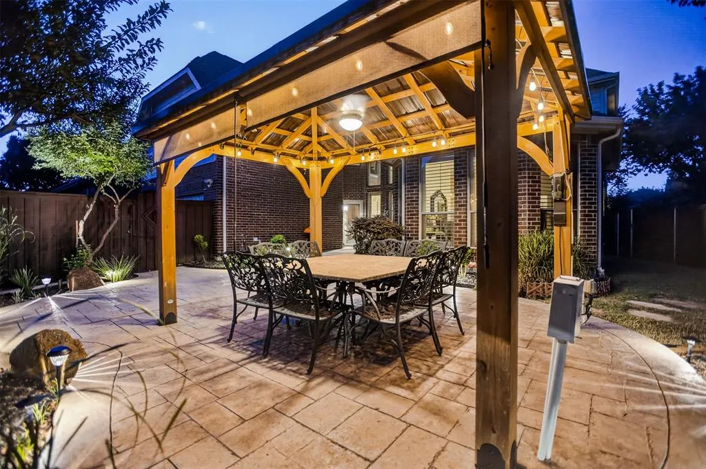 1125 Windmere Way