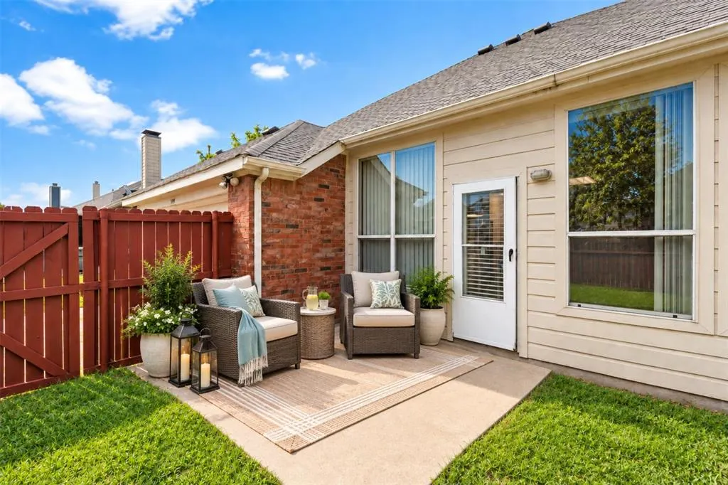 1409 Autumnmist Drive
