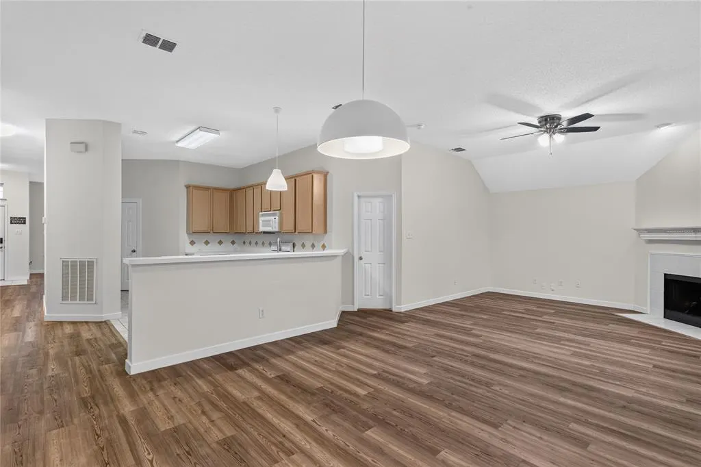 1409 Autumnmist Drive