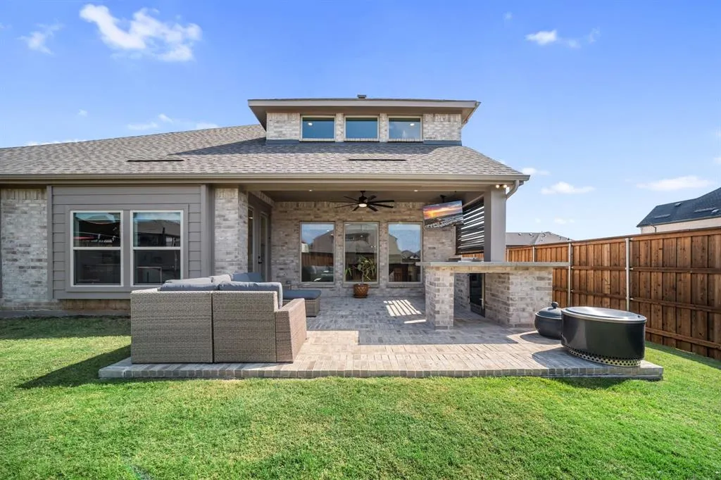 4160 Lavina Lane