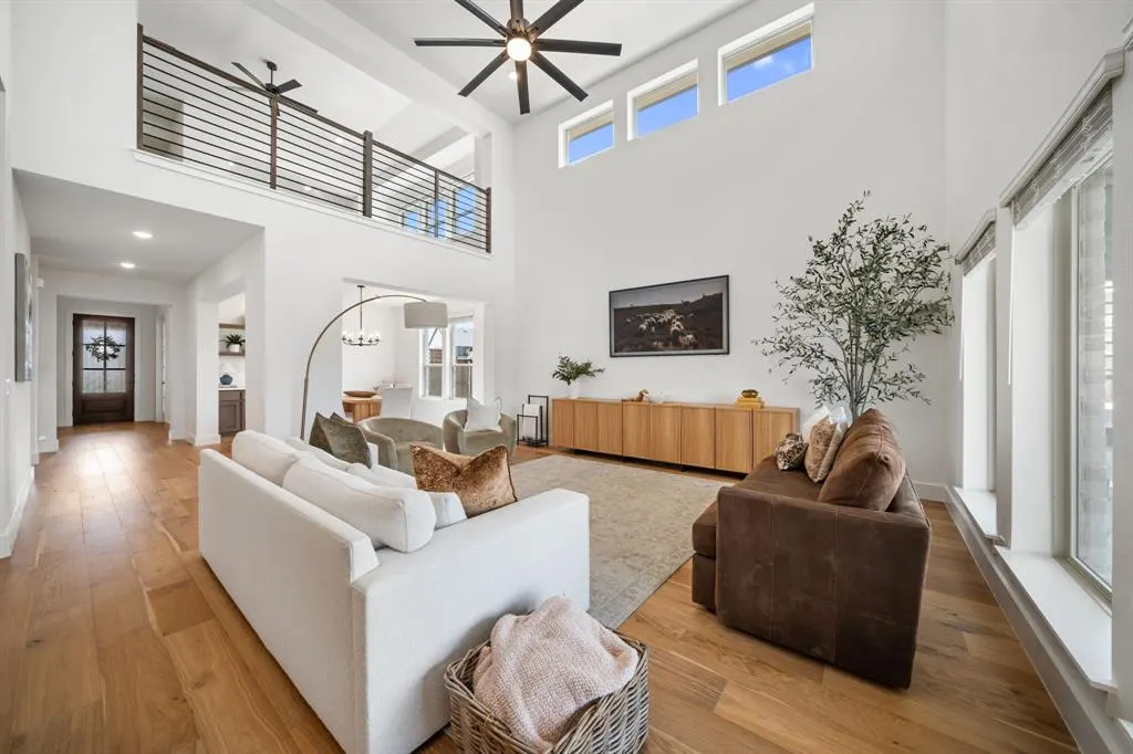 4160 Lavina Lane