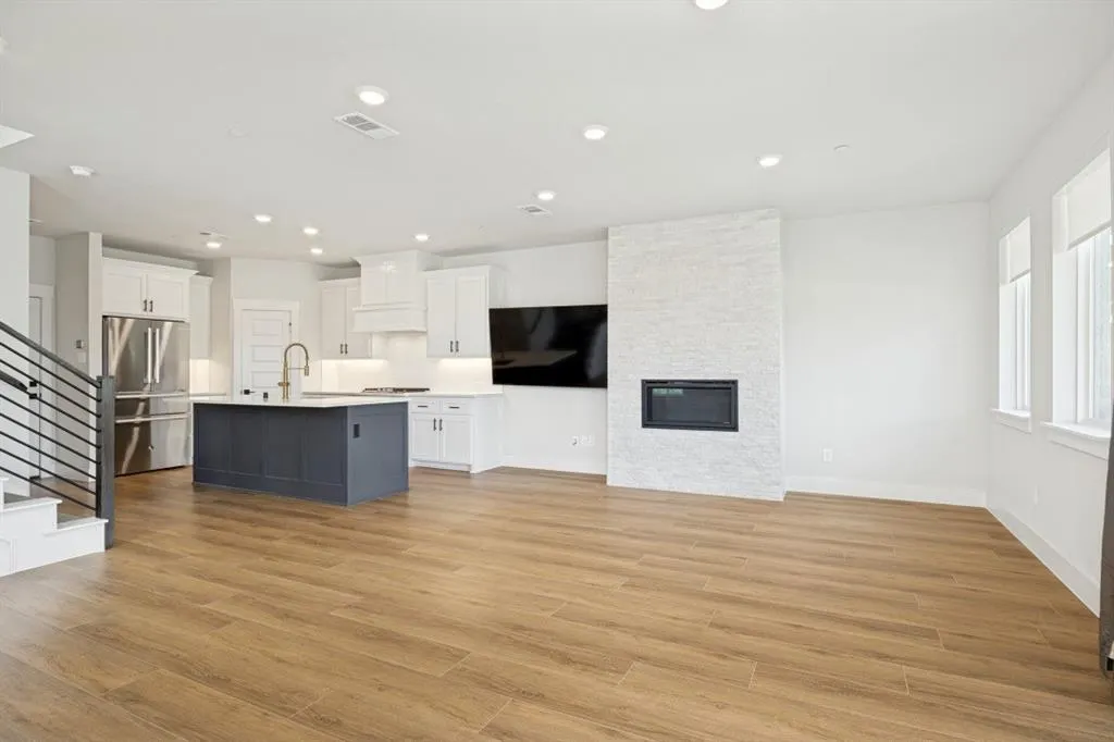 3771 Pine Leaf Lane