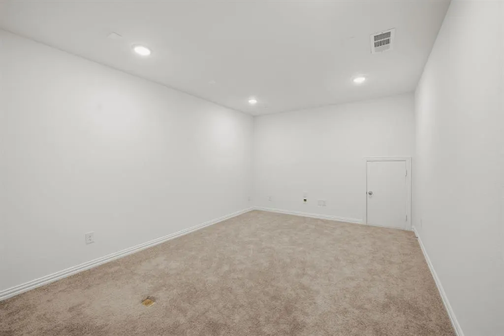 2507 Gentle Knoll Drive