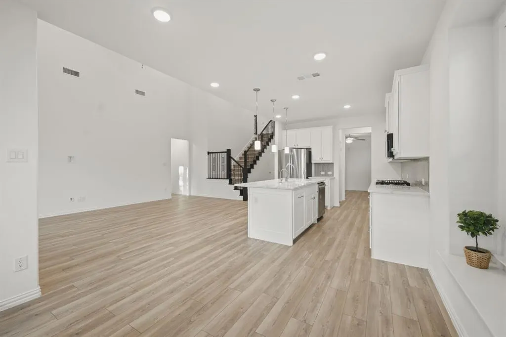2507 Gentle Knoll Drive
