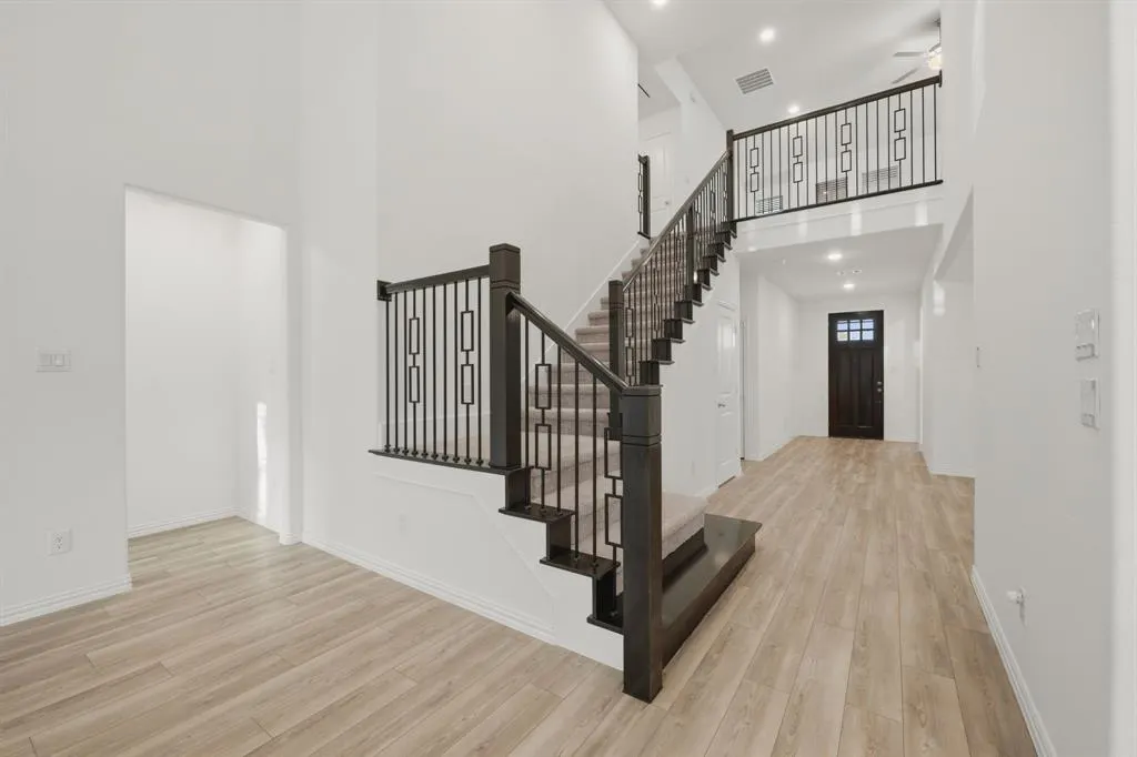 2507 Gentle Knoll Drive