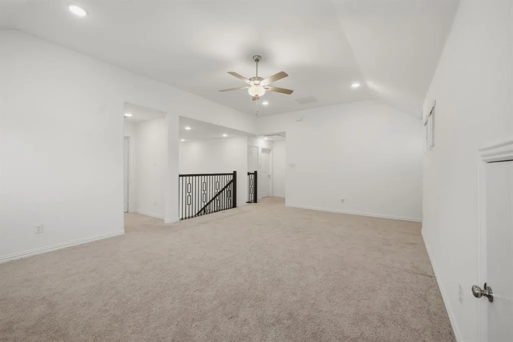 2507 Gentle Knoll Drive