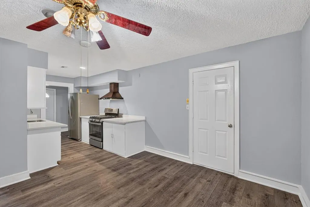 110 N Bowser Road