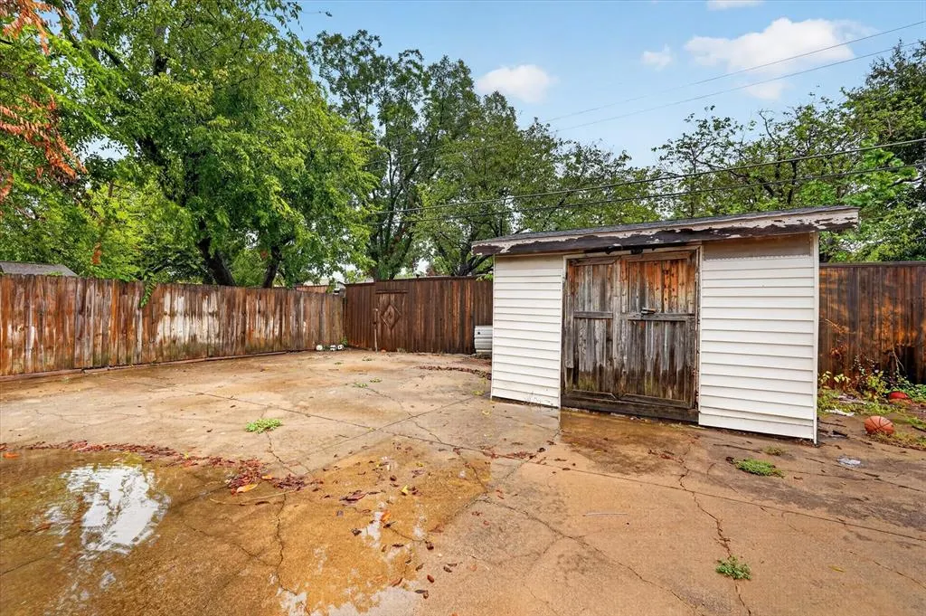 110 N Bowser Road