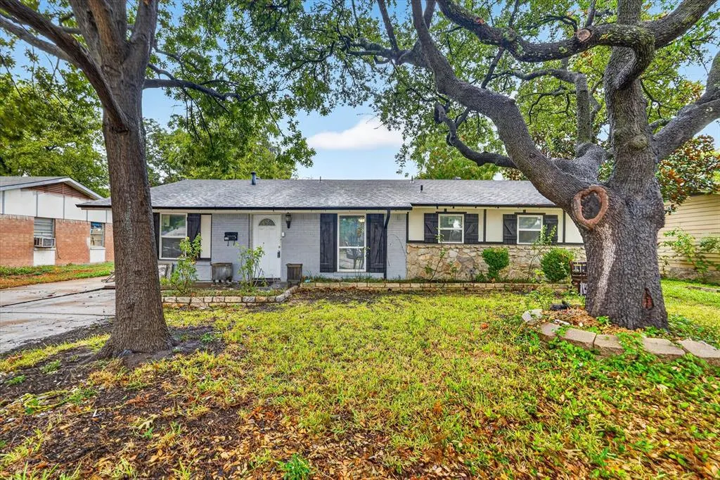 110 N Bowser Road