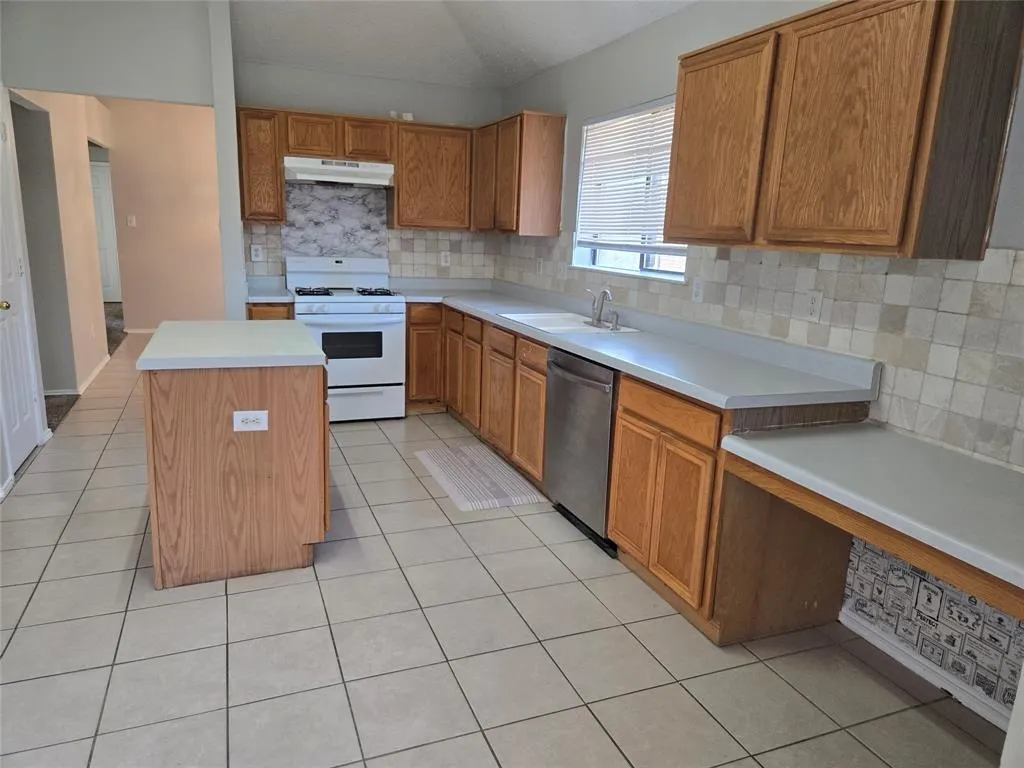 1208 Berkshire Court