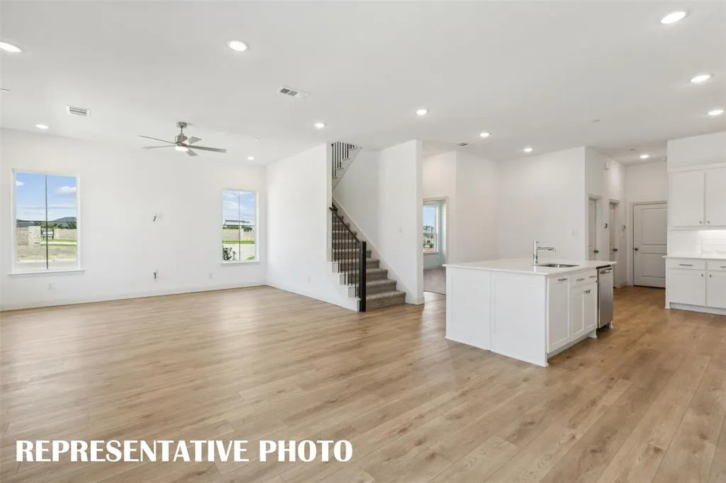 1036 Splitrock Drive
