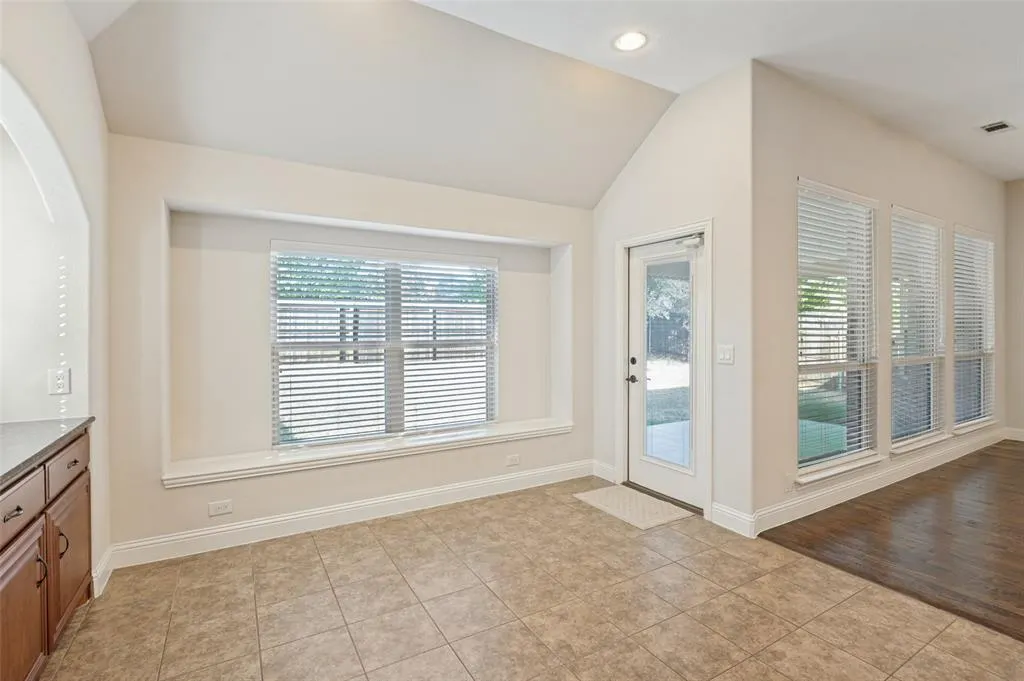 8304 Spitfire Trail