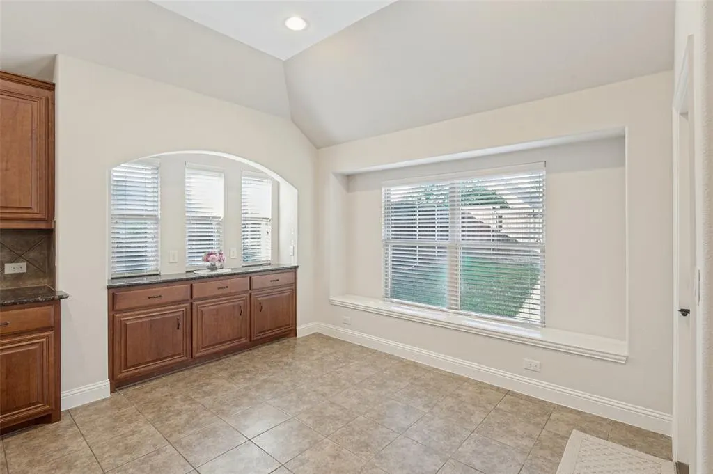 8304 Spitfire Trail