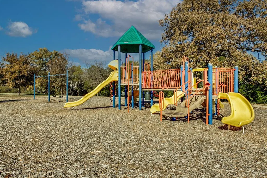 8304 Spitfire Trail