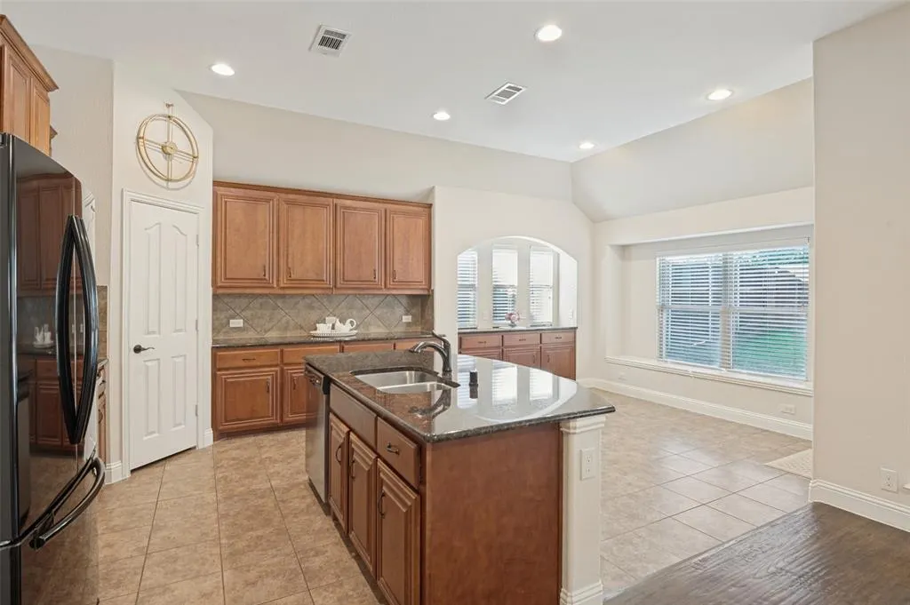 8304 Spitfire Trail