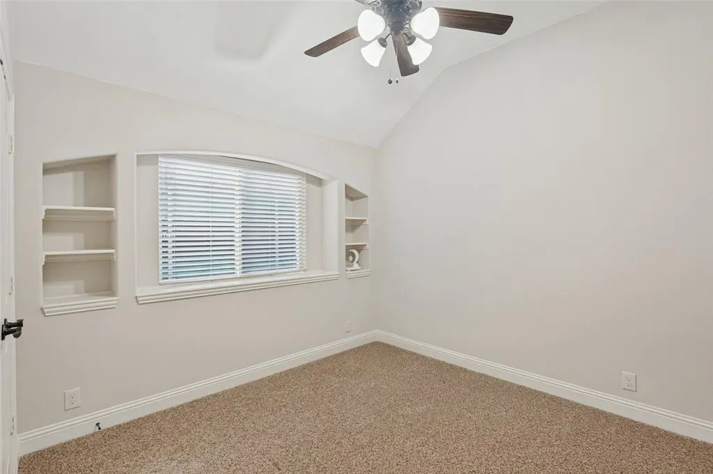 8304 Spitfire Trail