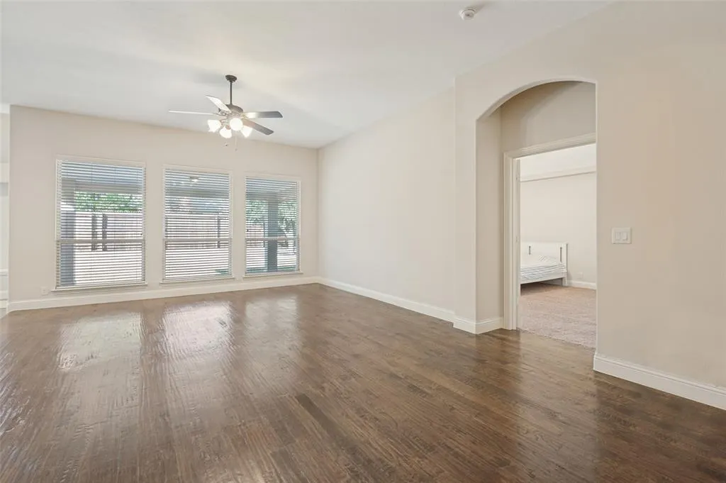 8304 Spitfire Trail