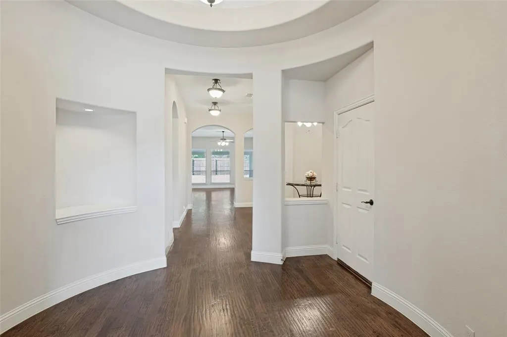8304 Spitfire Trail