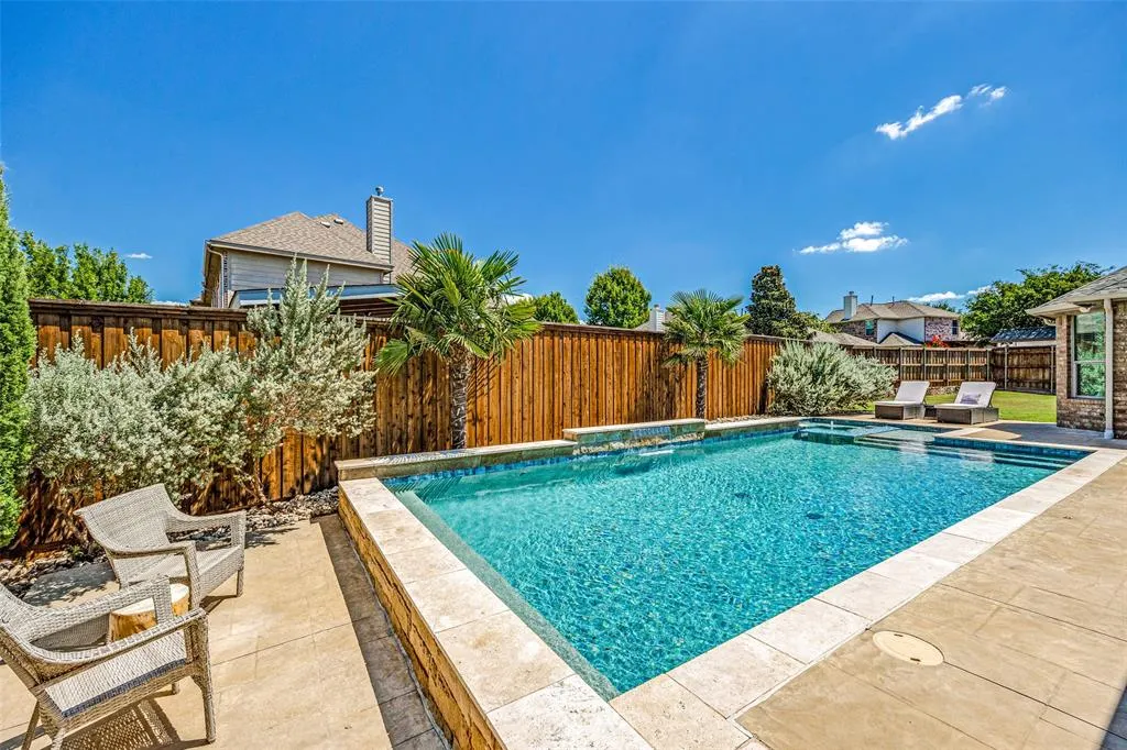 831 Texcoco Drive