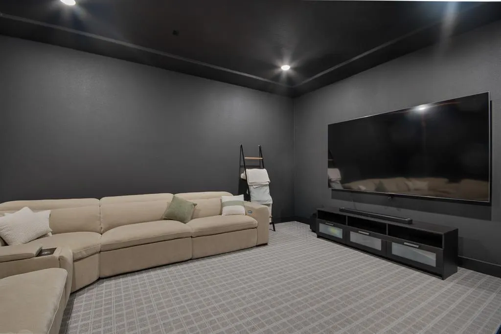4228 Sunrise Lane