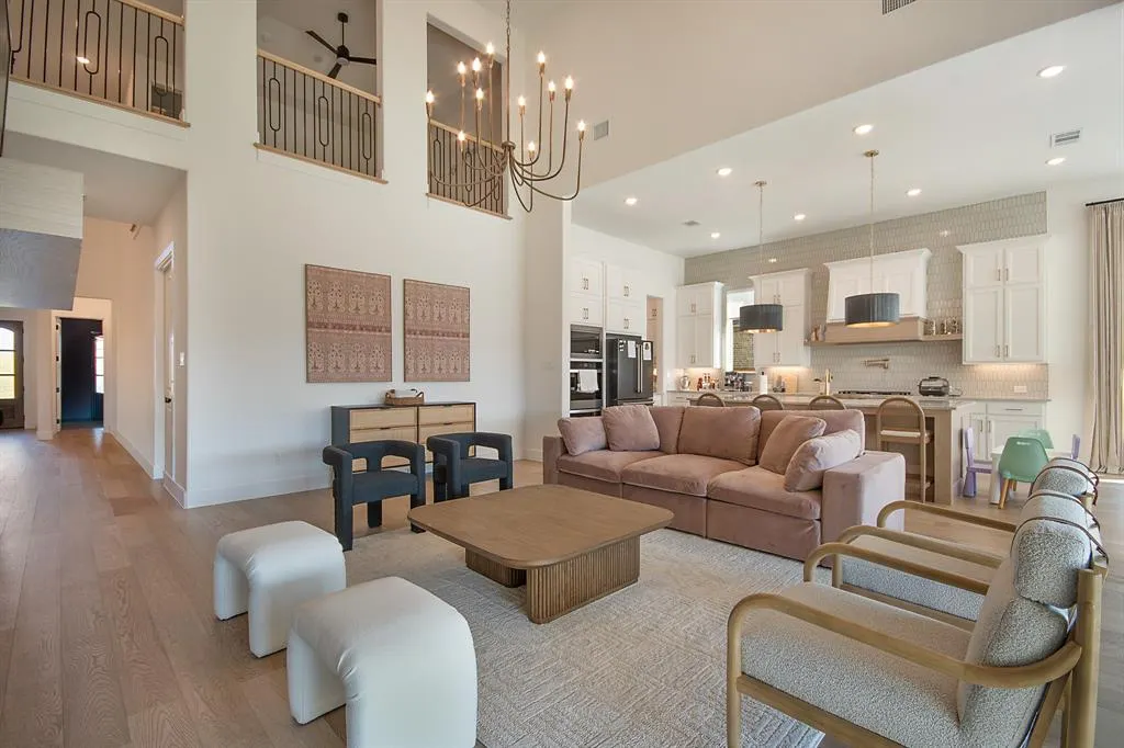 4228 Sunrise Lane