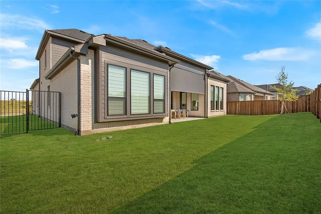 4228 Sunrise Lane