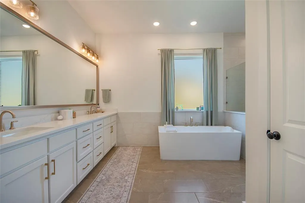 4228 Sunrise Lane