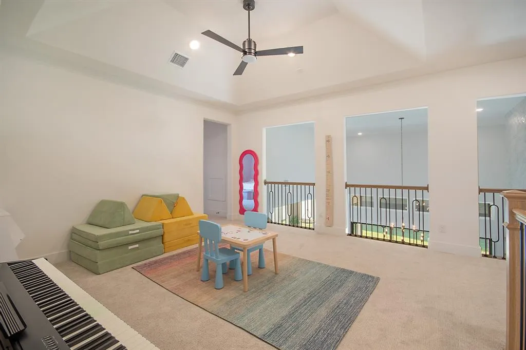 4228 Sunrise Lane