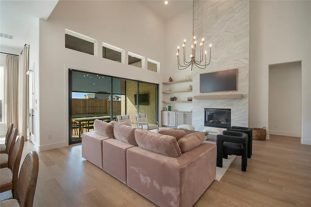 4228 Sunrise Lane