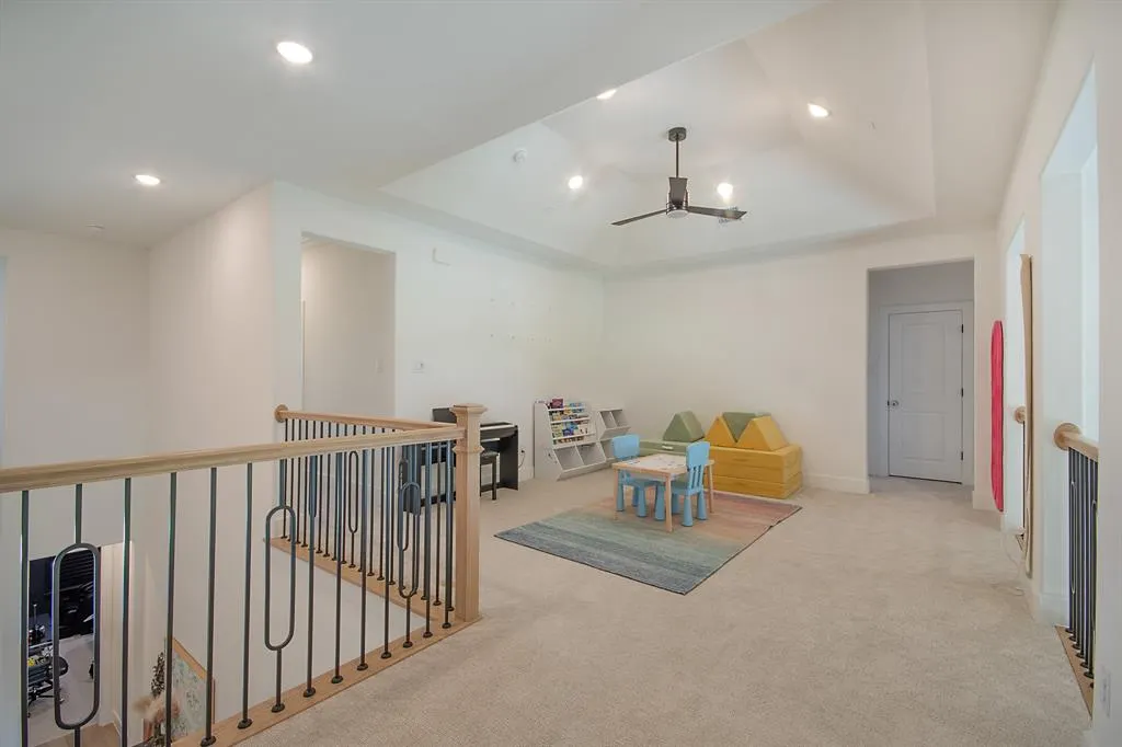 4228 Sunrise Lane