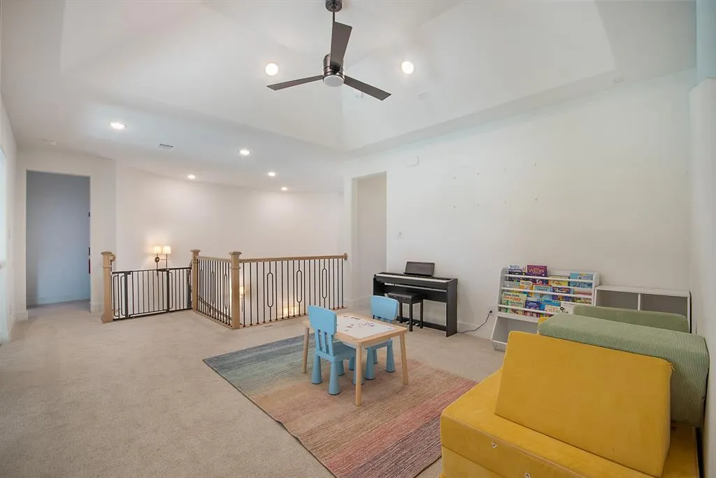 4228 Sunrise Lane