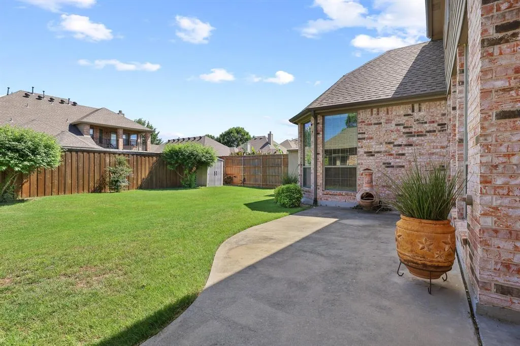 2816 Madison Drive
