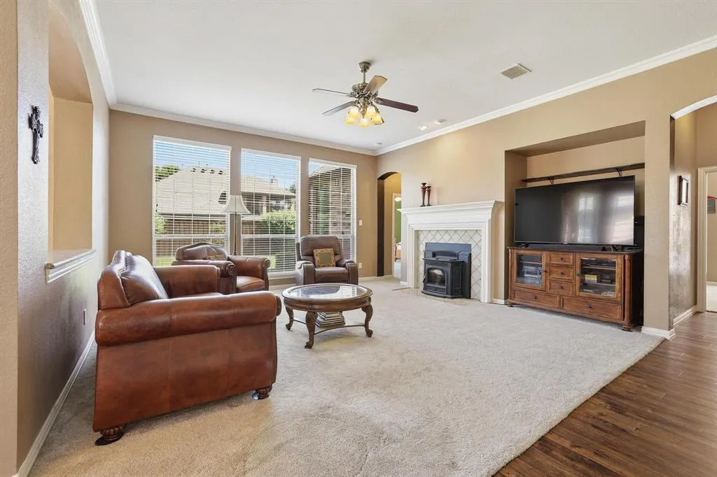 2816 Madison Drive