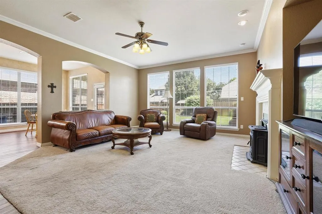 2816 Madison Drive