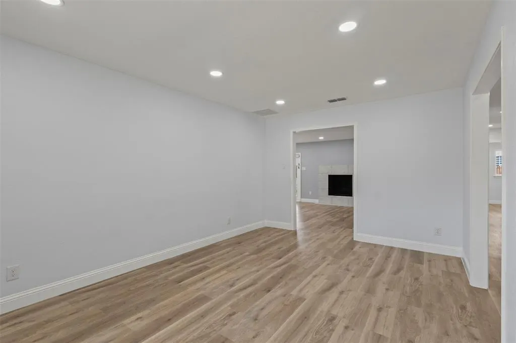 640 Cambridge Drive