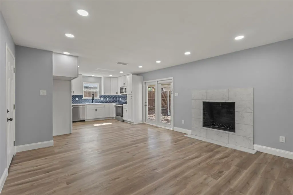 640 Cambridge Drive