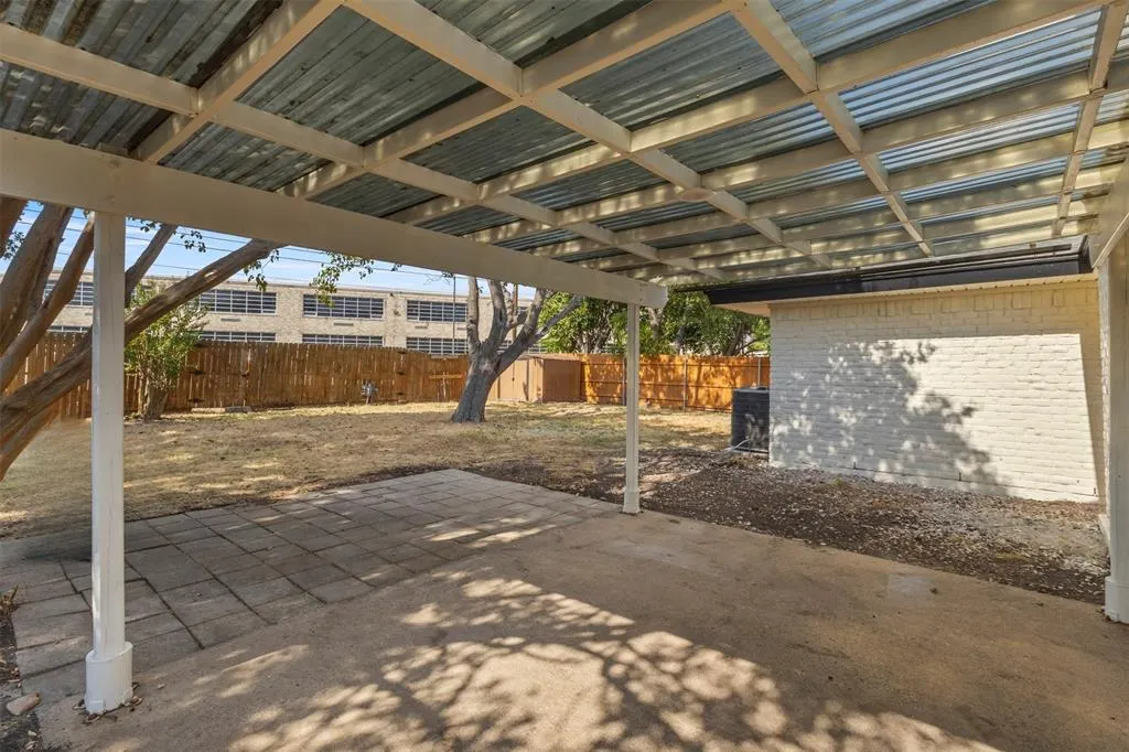 640 Cambridge Drive
