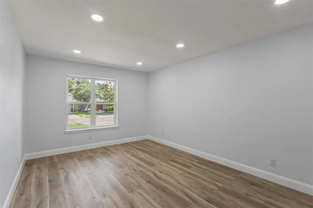 640 Cambridge Drive
